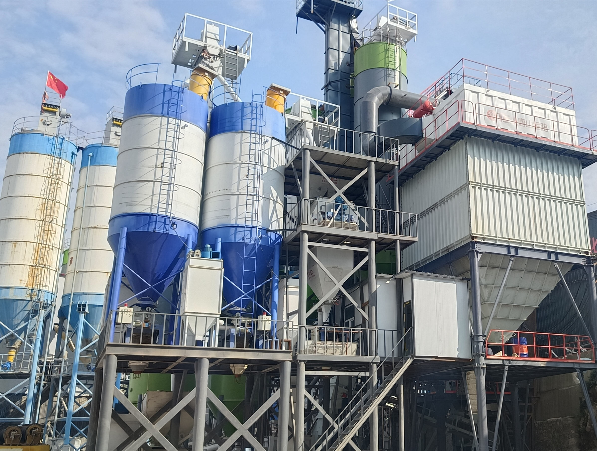 小砂場(chǎng)如何降低成本？制砂樓助力砂石廠降本提質(zhì)